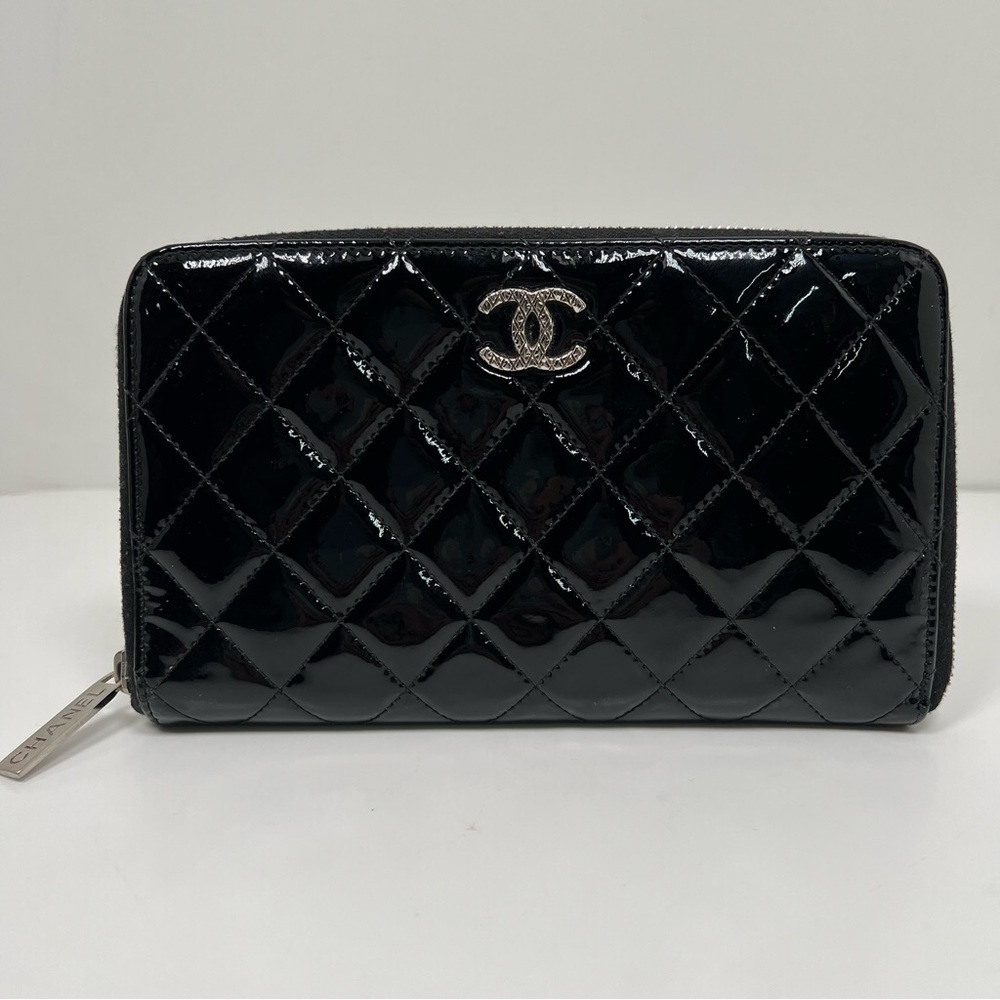Chanel Quilted Black Patent Leather Zip Around Wallet